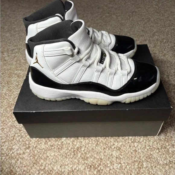 Air Jordan 11 Retro GS "Gratitude/Defending Moments"